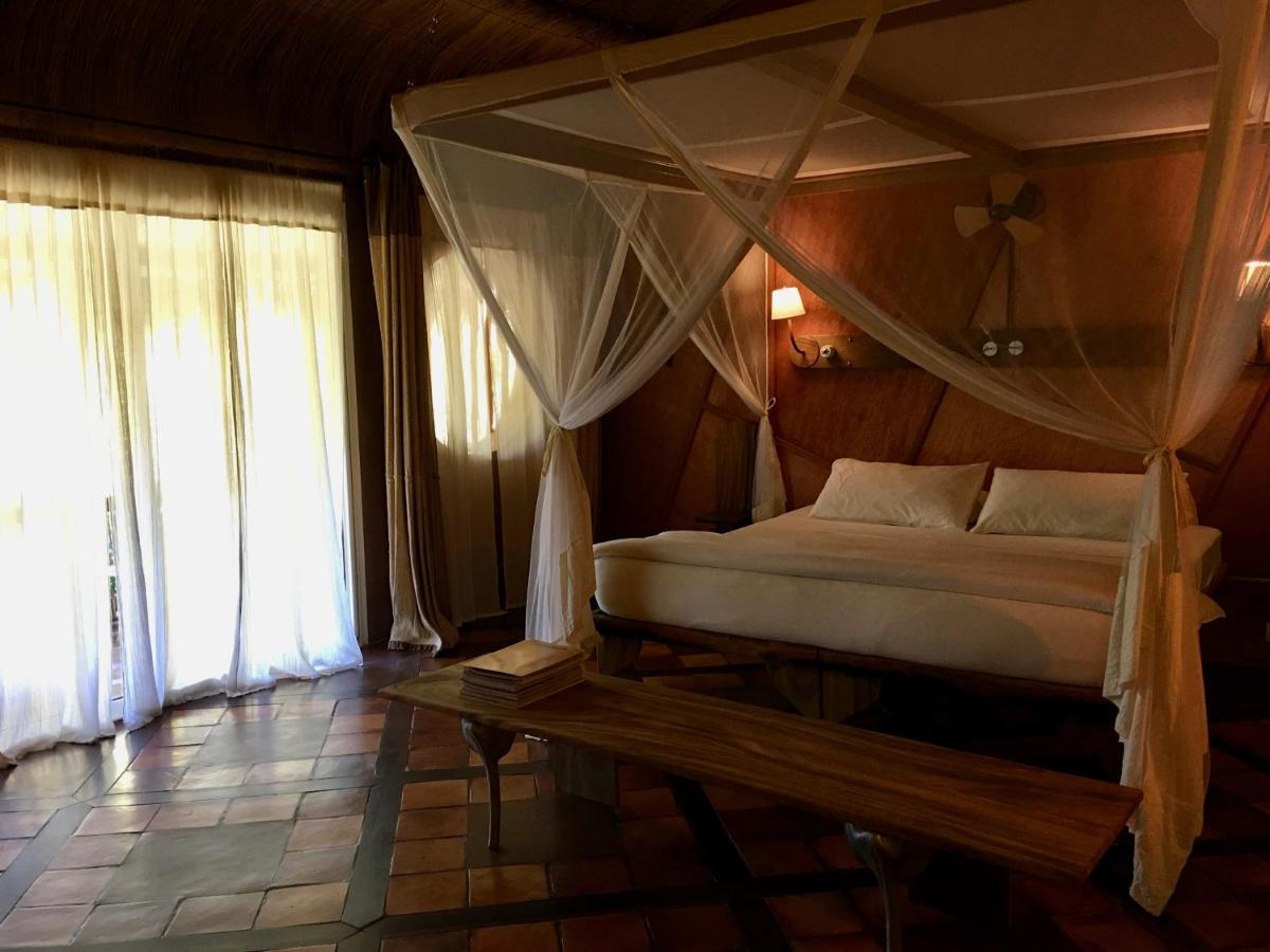 Bakuba Lodge - Le petit hôtel du Voyageur Ankilibe Exterior foto